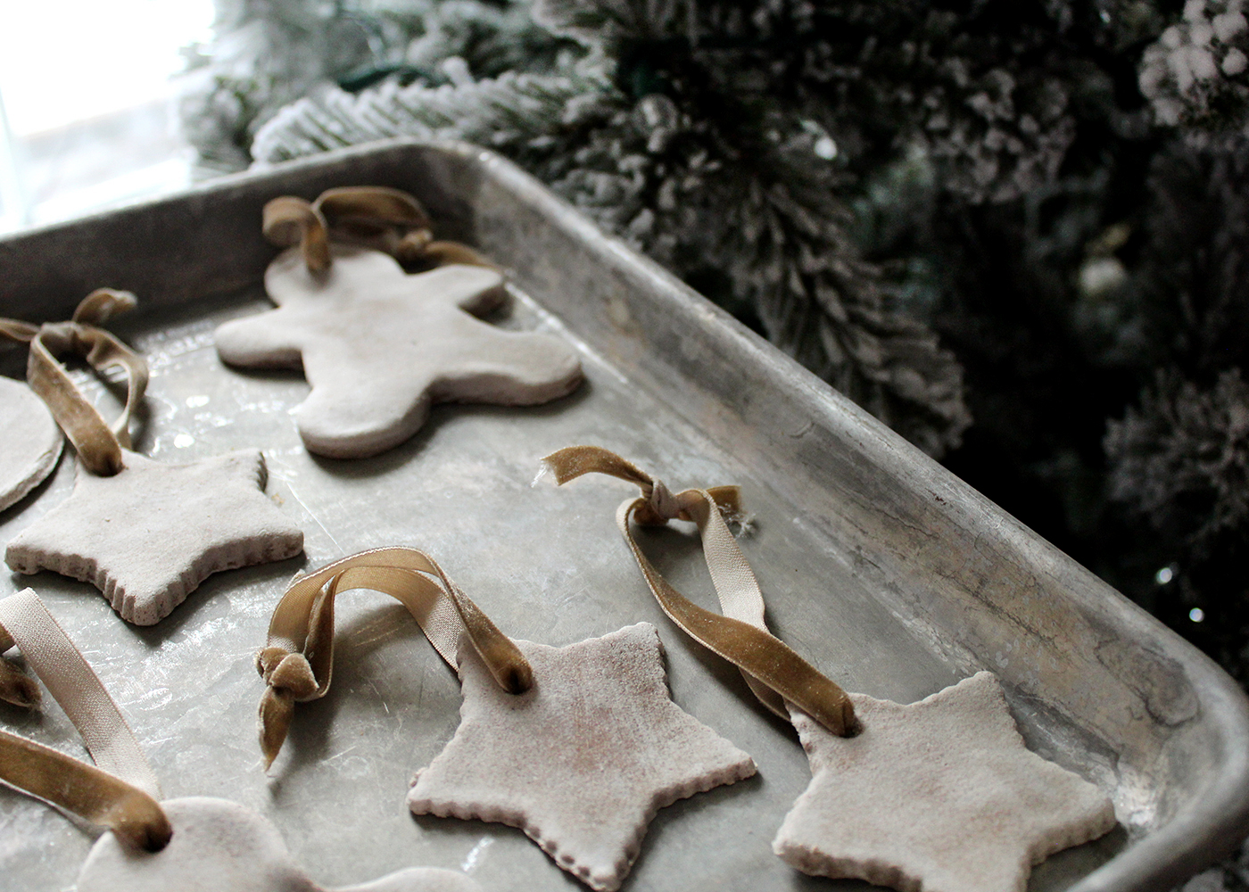 HowtoMakeSaltDoughOrnamentsWithCinnamon26MapleGingerTeaformat1500w | Tag and Tibby How to make salt dough ornaments with cinnamon and tea
