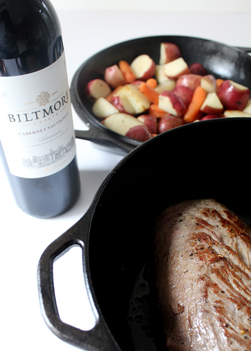 add1cupCabernetSauvignontobeefroastformat1500w | Tag and Tibby Make a beef chuck roast dutch oven, add cabernet sauvignon wine