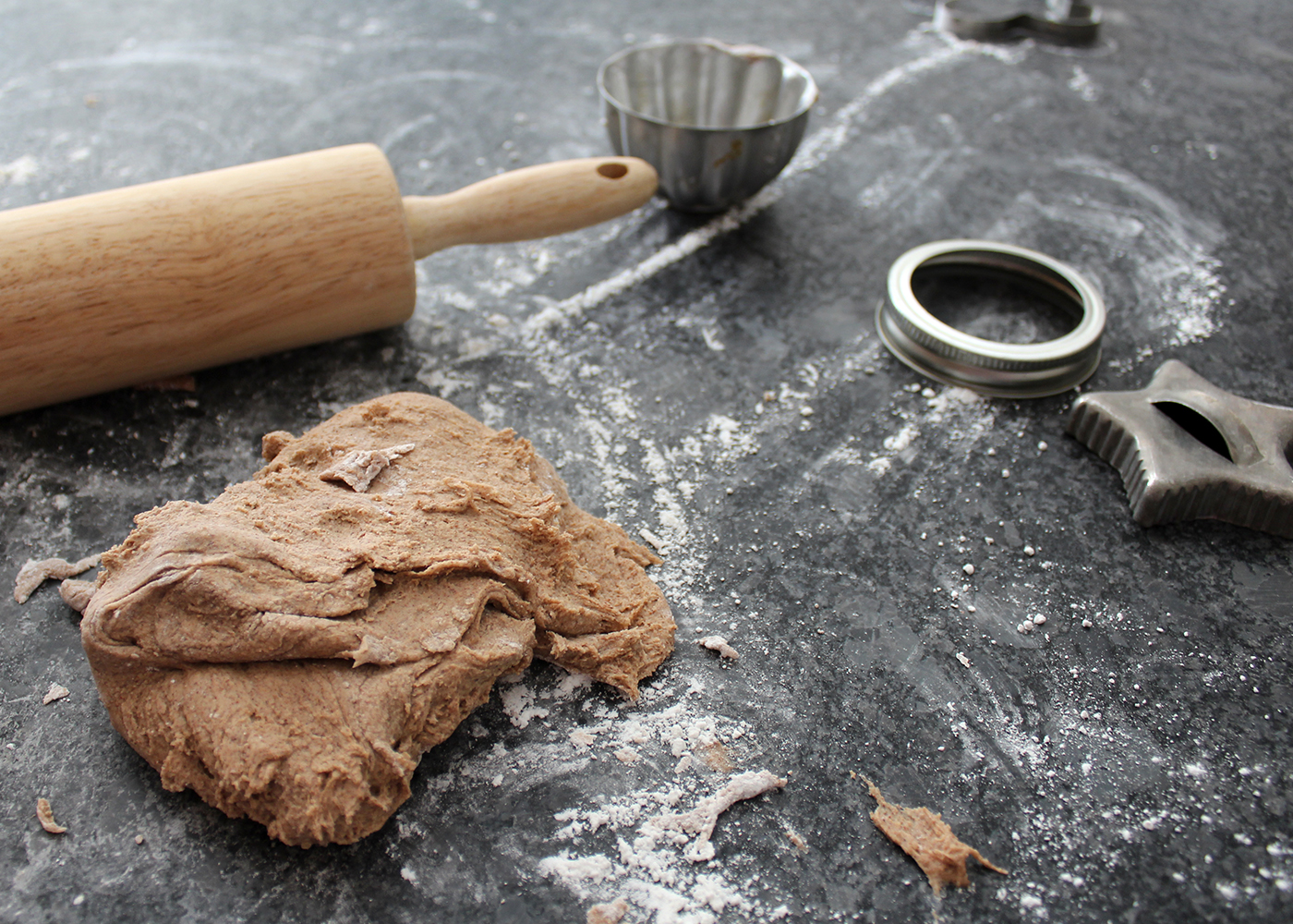 dough_beforecut | Tag and Tibby How to make salt dough ornaments with cinnamon and tea
