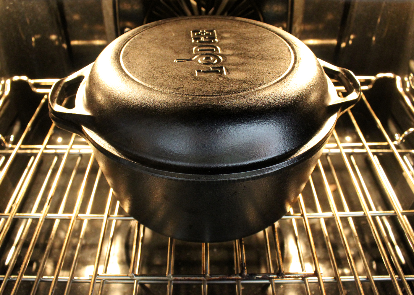 roastinovenfor3hoursat275degreesFformat1500w | Tag and Tibby Beef chuck roast dutch oven while cooking in oven with lid