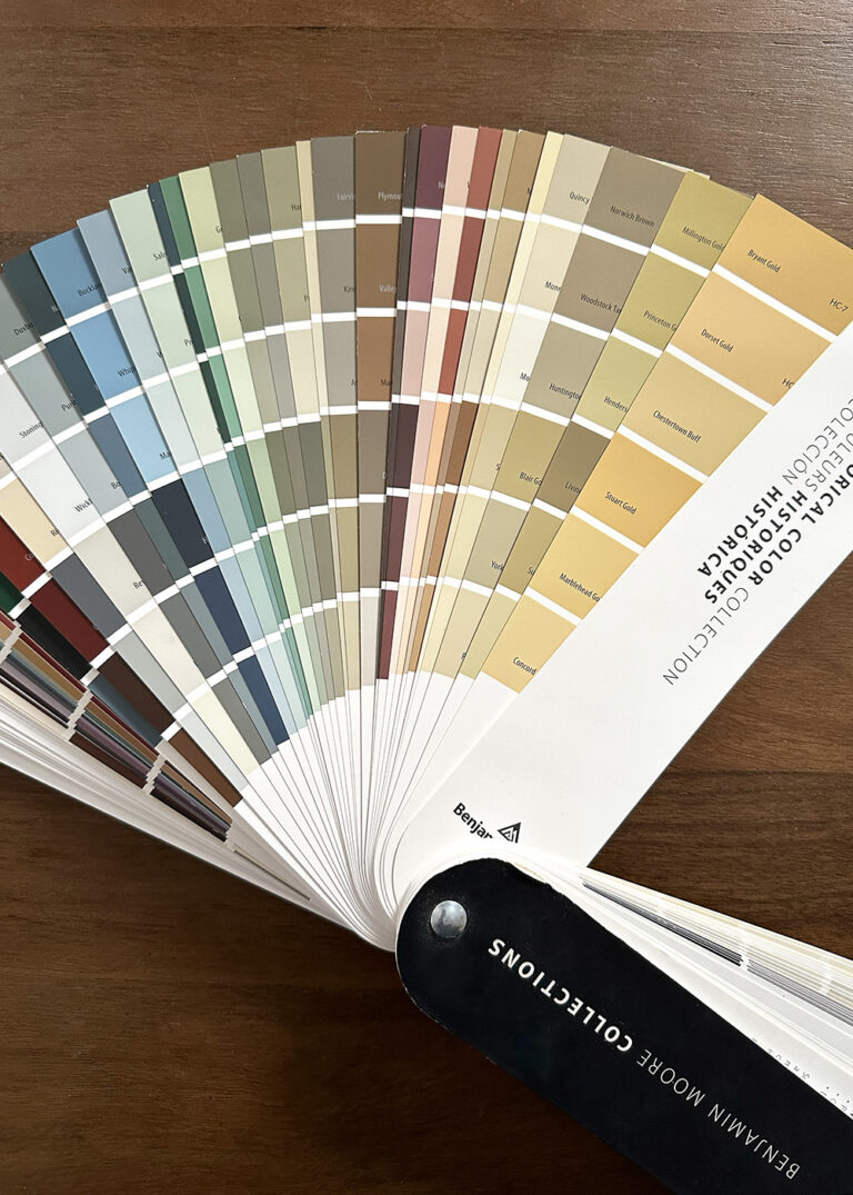 12 Benjamin Moore Historical Colors