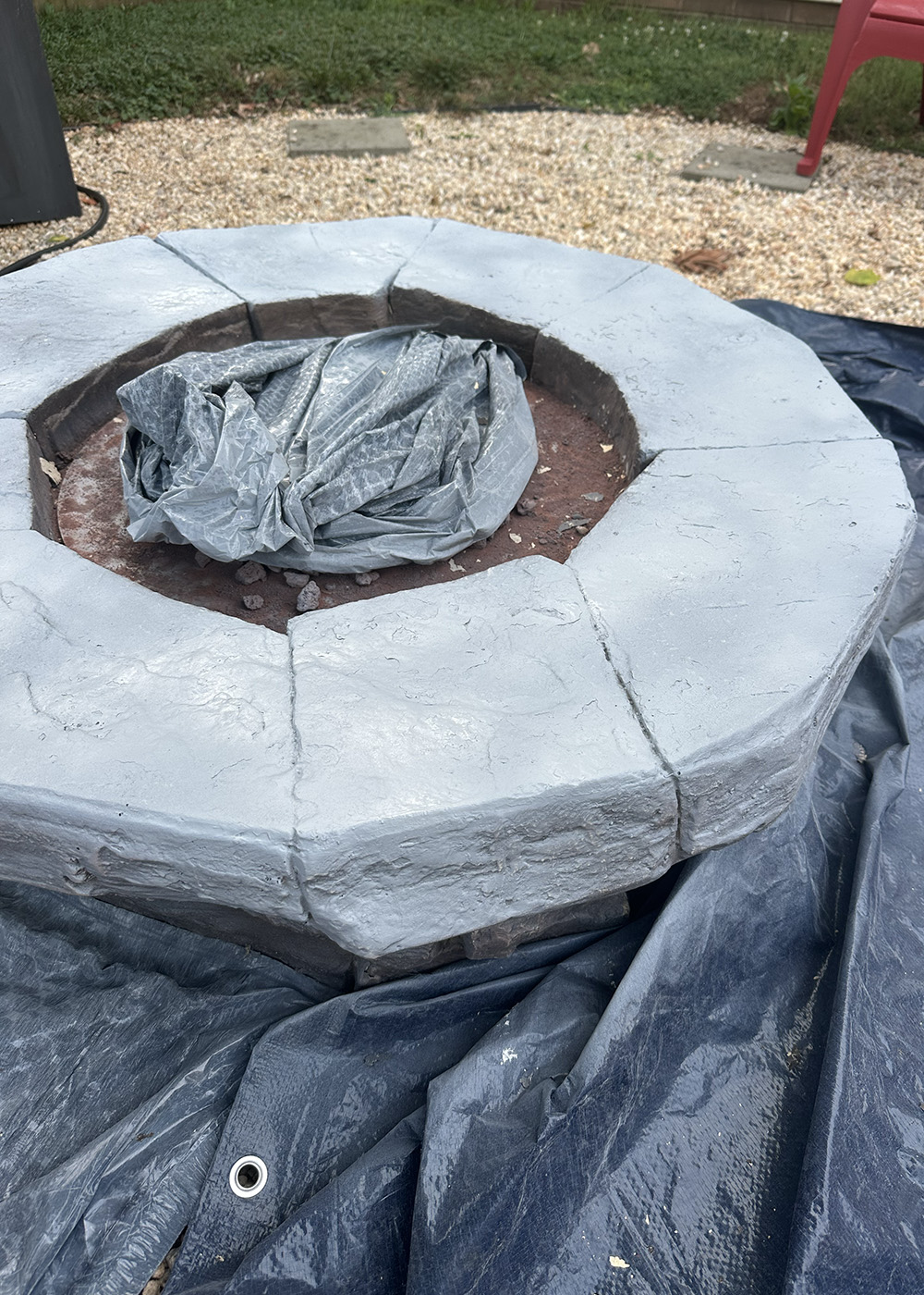 secondcoatspraypaint | Tag and Tibby How to restore a fire pit using high heat spray paint, in this step add the primer